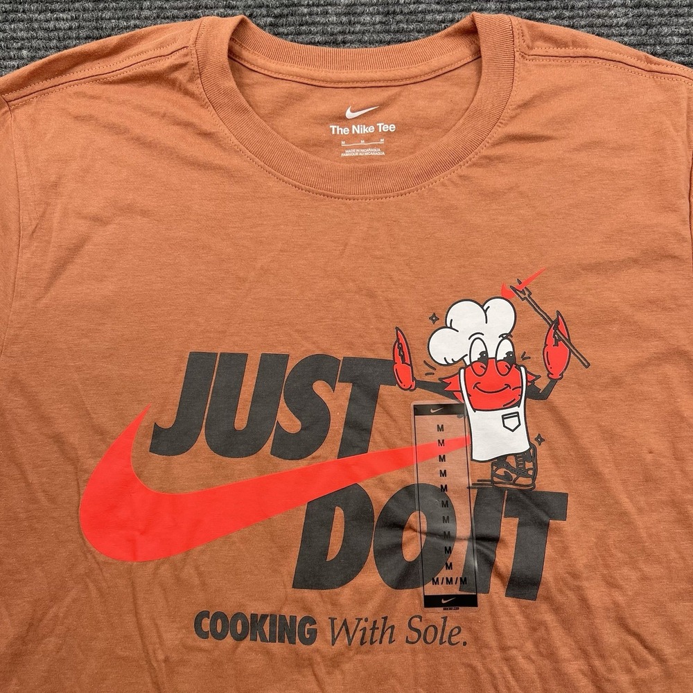 Nike Men's Medium Just Do It Cooking With Sole T-Shirt Brown HV1666-255 NWT